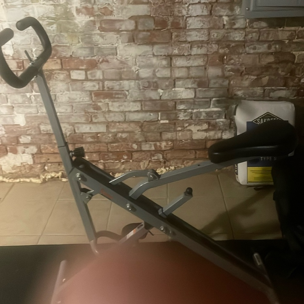 Portable exercise bike slightly use work well